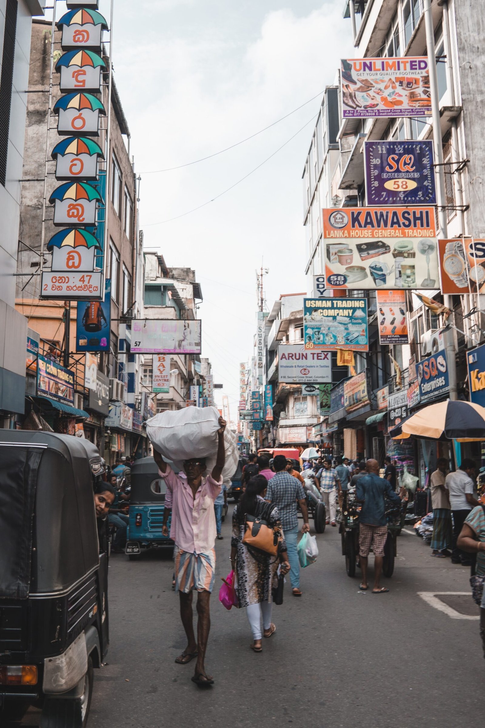 colombo-street-scene